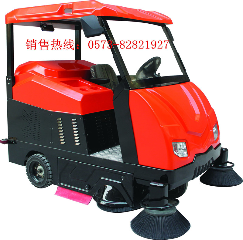 工業(yè)物業(yè)掃地車 大型駕駛式掃地機(jī) 掃地機(jī)廠家直銷