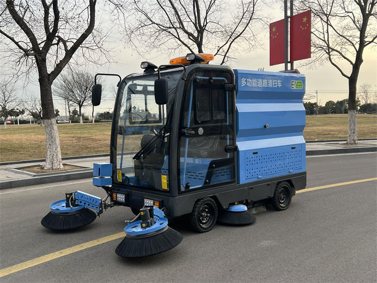 吉林金藝環境衛士款多用途道路清掃車